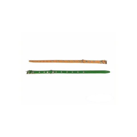 Détail de la boucle ajustable du collier cuir lisse