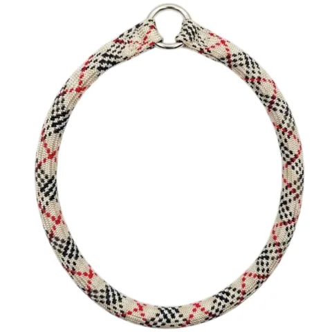 Vue latérale du collier nylon rond montrant épaisseur et souplesse
