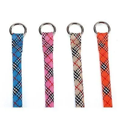 Vue latérale du collier nylon rond avec fermeture sécurisée
