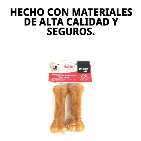 Chien appréciant os pressé naturel P-2 Moly