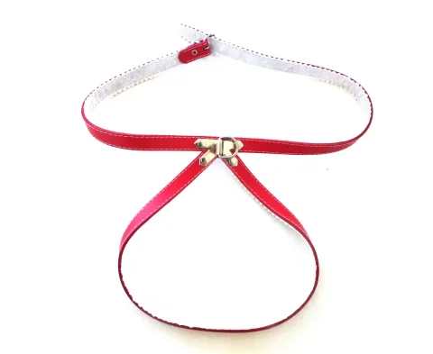 Détail de la doublure rembourrée du harnais cuir