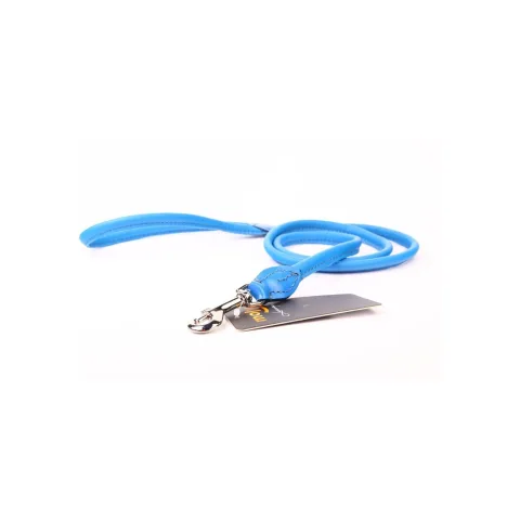 Laisse cuir luxury ronde 120 cm en usage avec chien actif