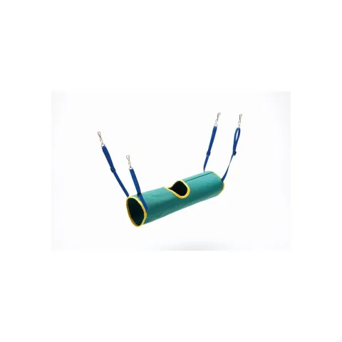 Furet explorant le tunnel flexible pour cage